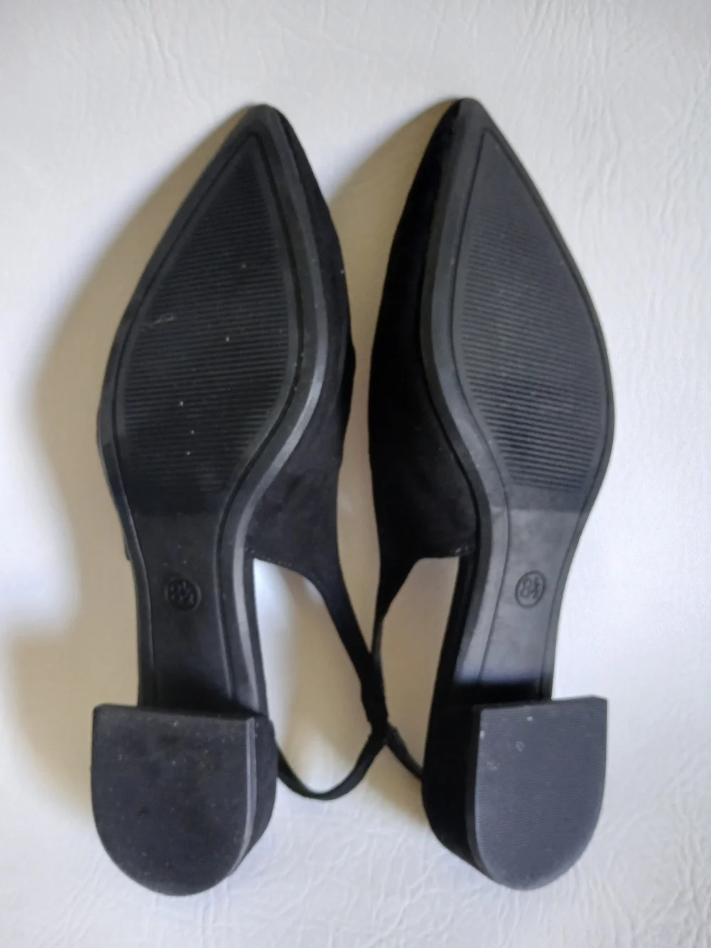 a new day Black Pointed Toe Faux Suede Slingback Flats Sz8.5M